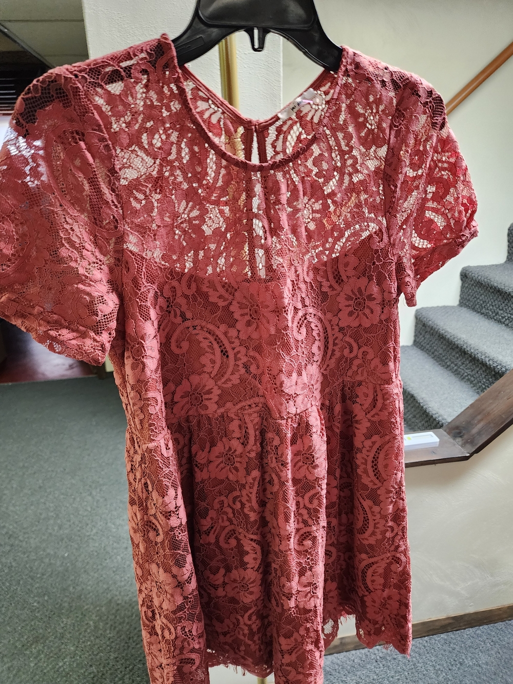 Lace Short-Sleeve Dress in Rose